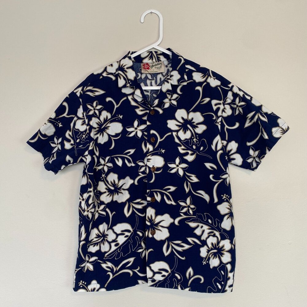 Vintage Hilo Hattie Hawaiian Floral Short Sleeve Shirt, Made in Hawaii, USA